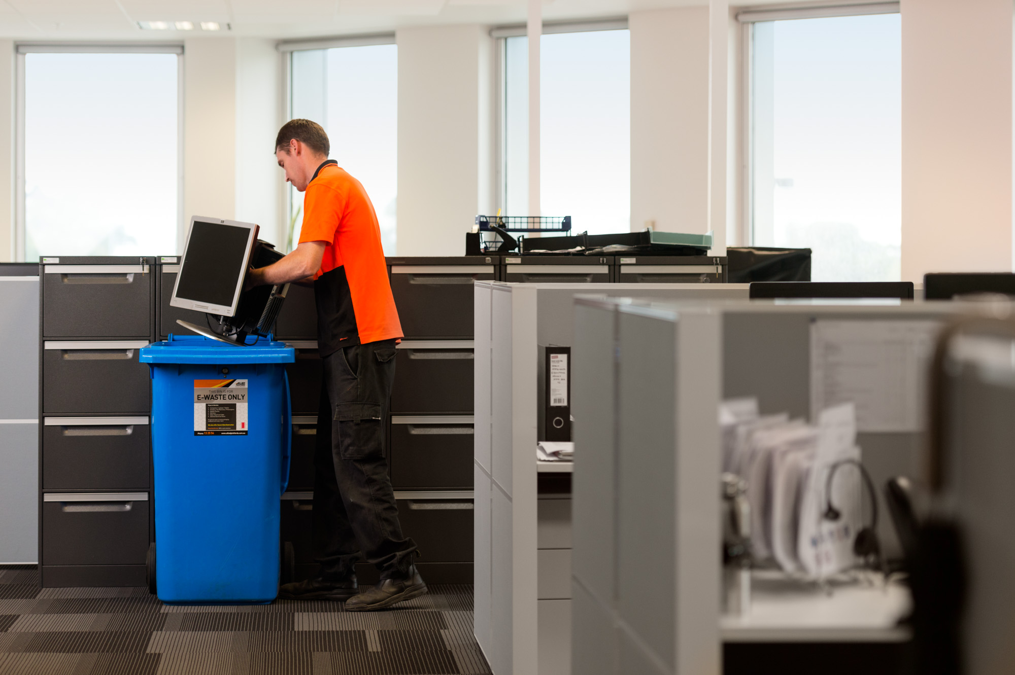 How To Recycle Electronic Waste Responsibly