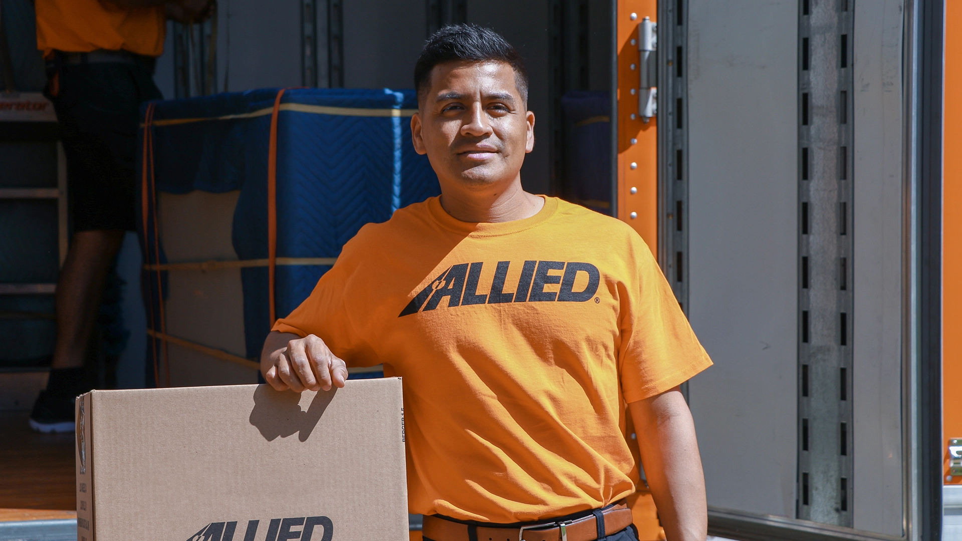 The Benefits of Hiring a Reputable Moving Company
